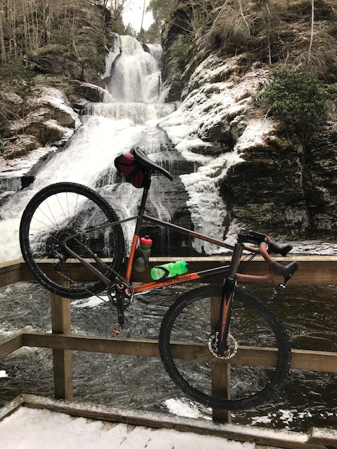 9FE5CC26-3BDA-42F4-B594-F8D6E7F2890F