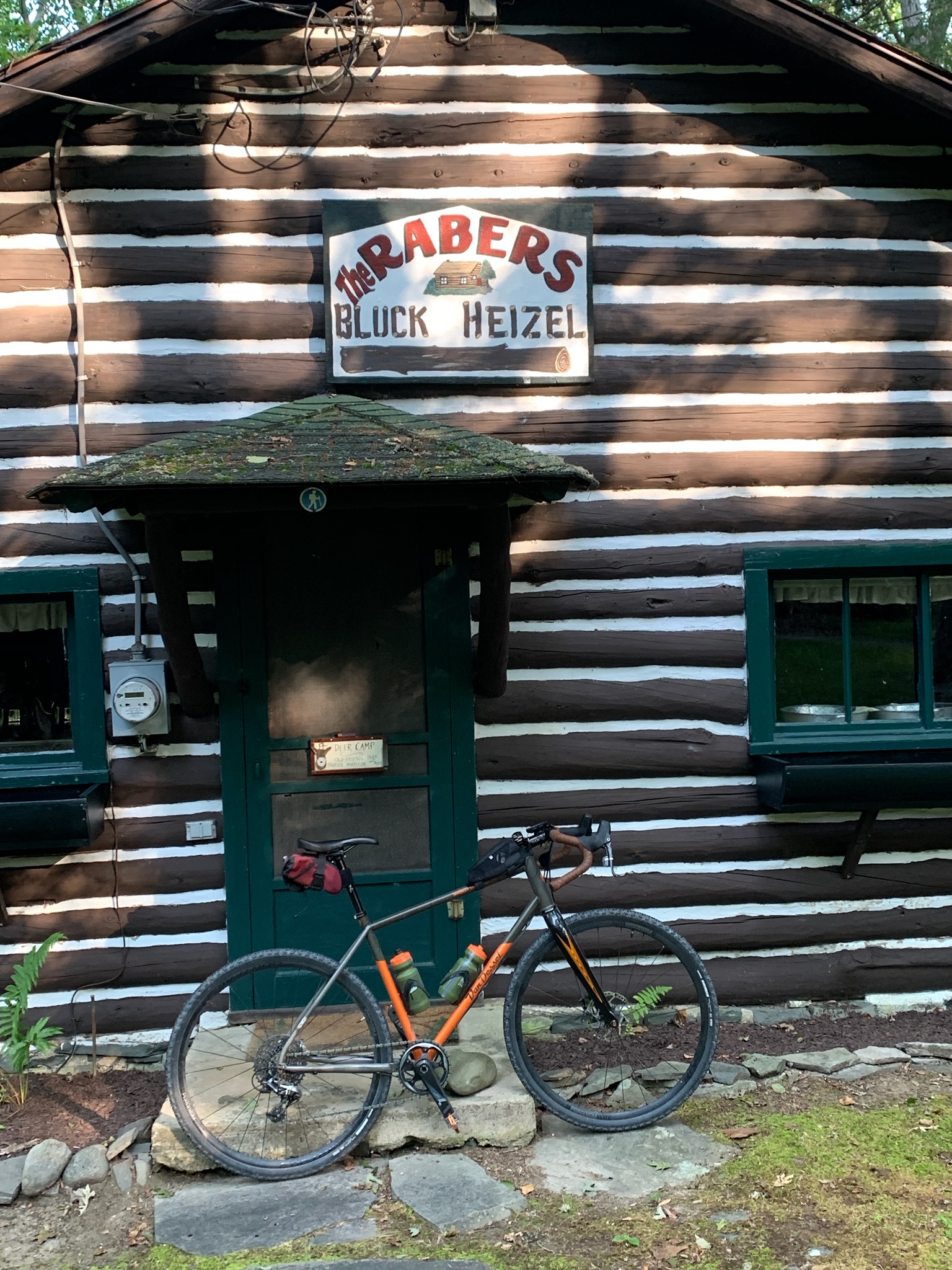 F381AAE8-E063-4012-A6A2-6CCFD19F7A2E