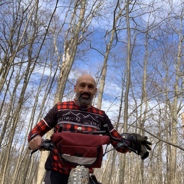 09855E40-51E5-4B4E-9108-3DE7437B113B